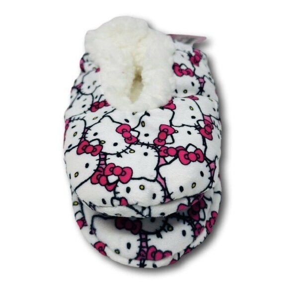 Hello Kitty Fuzzy Babba Slipper Socks Child Size Small/Medium 8-13 - Picture 2 of 4